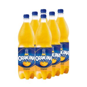 Bouteilles Orangina 1,5L filmées sur palette